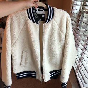 Sherpa Under Armour jacket